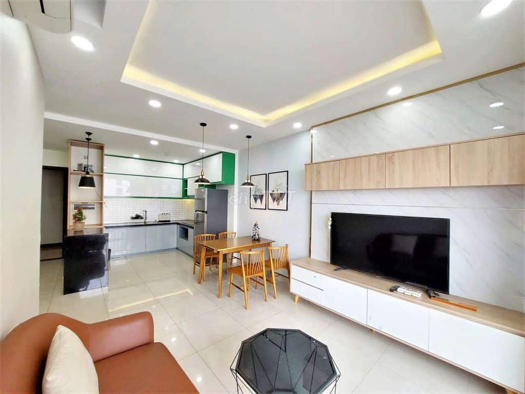 Cho Thuê Căn Hộ Orchard Parkview 3 Phòng Ngủ – View Hồ Bơi, Tầng trung