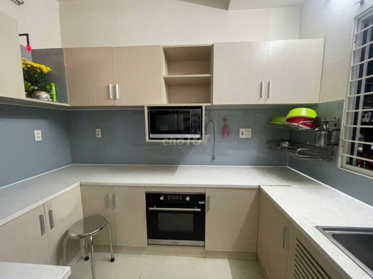 Cho thuê căn hộ SGC Nguyễn Cửu Vân – Căn góc 3PN, full nội thất, rộng 95m²
