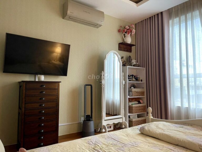 Thuê Sky Center 2 phòng ngủ  – View thành phố, nội thất xịn
