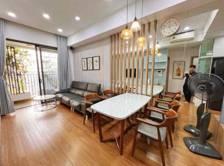 Cho thuê căn hộ 2PN The Botanica – Nội thất hiện đại, giá hấp dẫn
