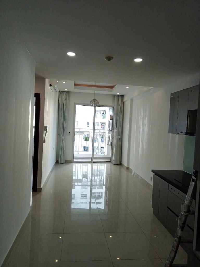 Thuê căn hộ The Botanica 2PN – Nội thất cơ bản, giá tốt nhất