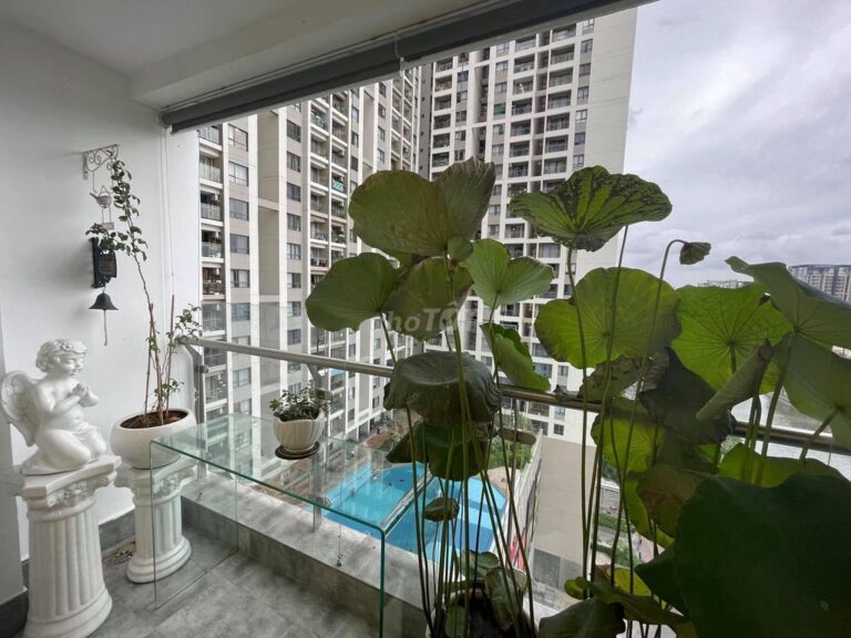 Cho Thuê Căn Hộ 2PN The GoldView – Tầng Trung, View Hồ Bơi Cực Đẹp