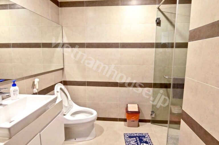 Cho thuê căn hộ 1 phòng ngủ Pearl Plaza – View sông, nội thất chỉn chu