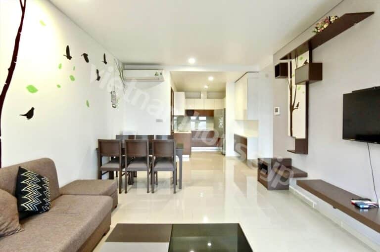 Cho thuê căn hộ 2 phòng ngủ Pearl Plaza – Tầng 18, view sông, nội thất đầy đủ