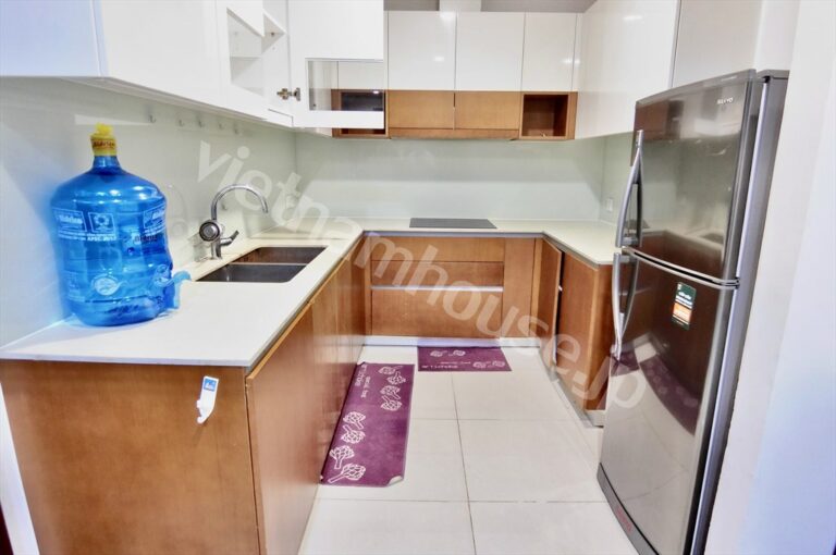 Căn hộ Pearl Plaza cho thuê 2 phòng ngủ view quận 1 tầng trung nội thất đầy đủ
