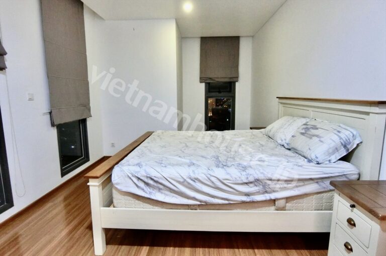 Căn hộ Pearl Plaza cho thuê 2 phòng ngủ view quận 1 tầng trung nội thất đầy đủ