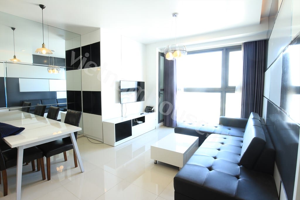 Cho thuê căn hộ Pearl Plaza 2 phòng ngủ – Nội thất đầy đủ, lầu trung