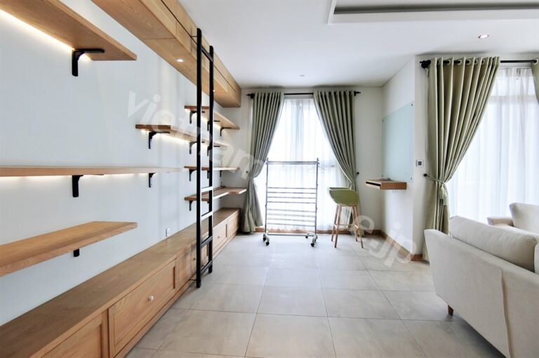 Cho thuê căn hộ Pearl Plaza 3PN, view toàn cảnh thành phố, nội thất đầy đủ