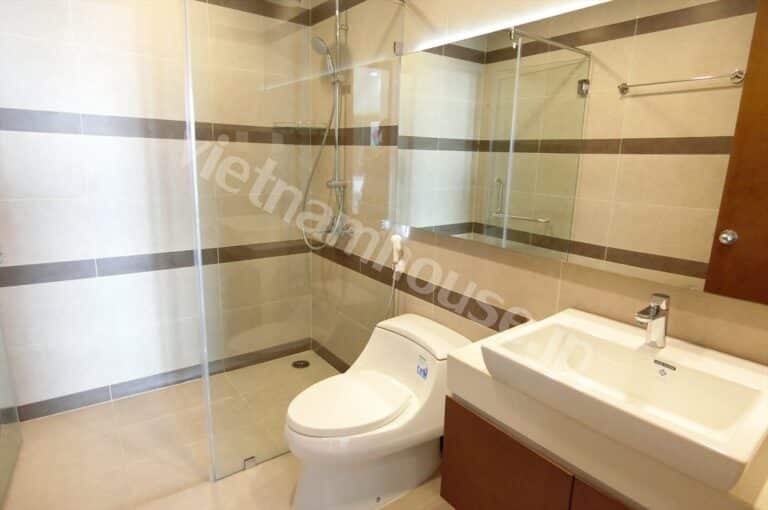 Cho thuê căn hộ 2PN Pearl Plaza full nội thất view Hàng Xanh
