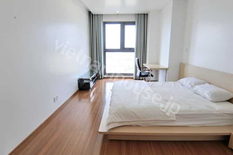 Cho thuê căn hộ 2 phòng ngủ Pearl Plaza – Ngập tràn ánh sáng, view sông Sài Gòn