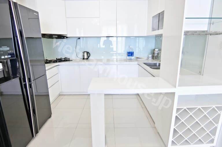 Thảo Điền Pearl Cho Thuê 2PN – Gần Sông, Nhà Mới, Giá Tốt