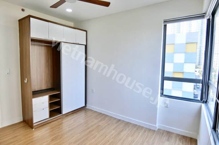 Cho thuê căn hộ 3PN toà T5 Masteri Thảo Điền tầng thấp – View công viên, nhà đẹp