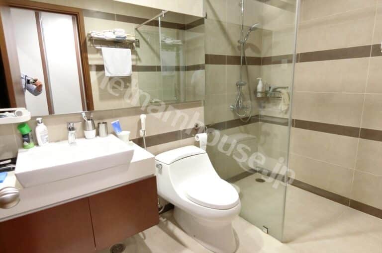 Căn hộ cho thuê Pearl Plaza 2 phòng ngủ view Hàng Xanh full nội thất