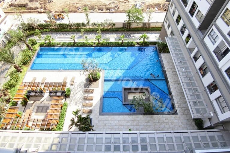 Thuê ngay 2 phong ngủ Wilton Tower view hồ bơi, full nội thất