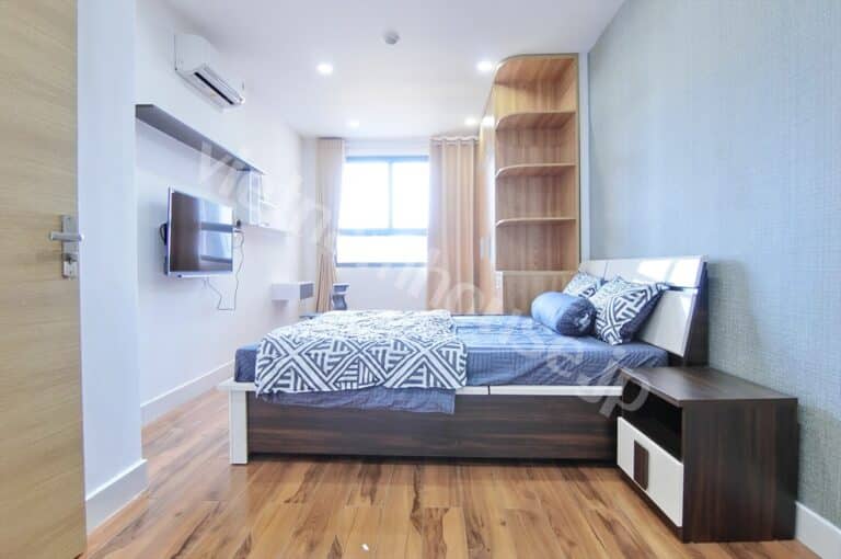 Thuê ngay 2 phong ngủ Wilton Tower view hồ bơi, full nội thất