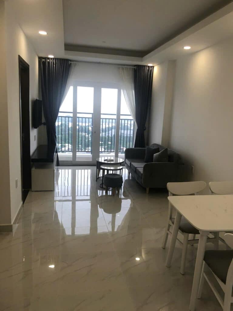 Cho thuê căn hộ 2 phòng ngủ Richmond Nguyễn Xí – Tầng trung, View thoáng