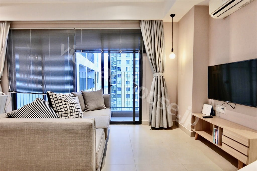 Masteri Thảo Điền 2PN – View hồ bơi cực đẹp, nội thất đầy đủ