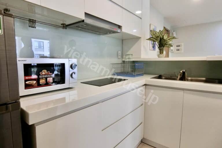 Cho thuê căn hộ 2PN Tòa T2 Masteri Thảo Điền – View hồ bơi, full nội thất