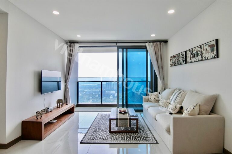 Sunwah Pearl 3PN cho thuê – tầng cao, nội thất gỗ, view sông