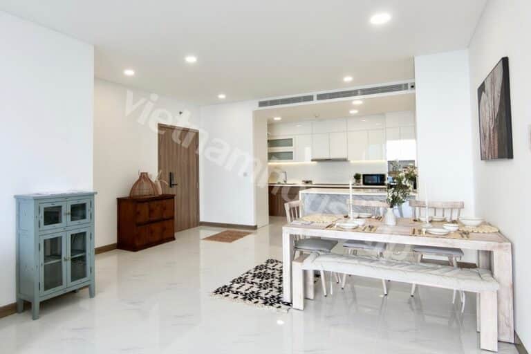 Sunwah Pearl 3PN cho thuê – tầng cao, nội thất gỗ, view sông