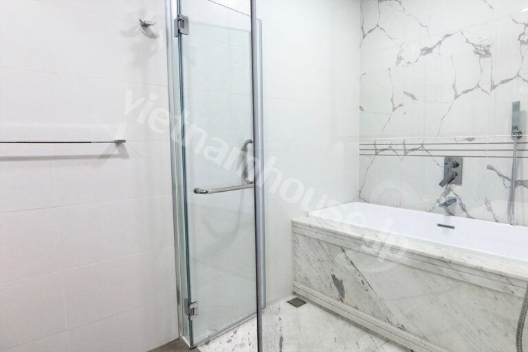 Cho thuê căn hộ 2PN Golden House Sunwah – view nội khu, tầng tấp, giá tốt