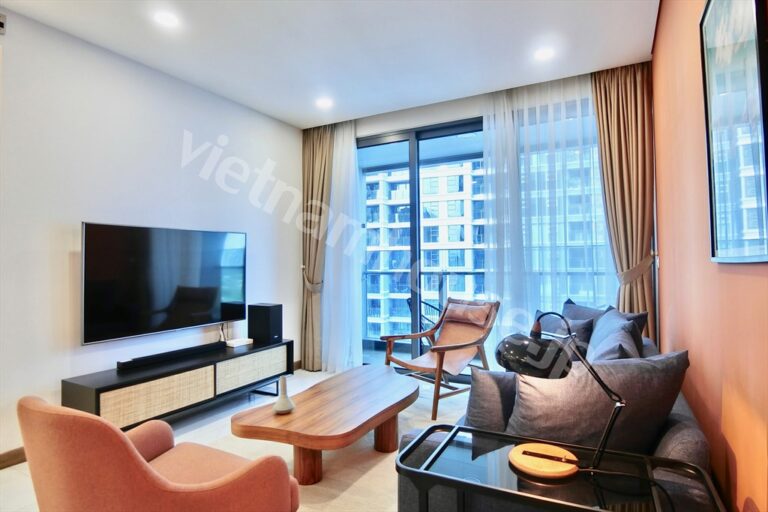 Thuê căn hộ 2PN Sunwah Pearl – view sông, view Hồ Bơi cực chill
