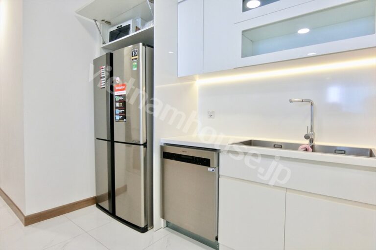 Thuê căn hộ 3 phòng ngủ Sunwah Silver House – full nội thất, view thoáng, tầng trung
