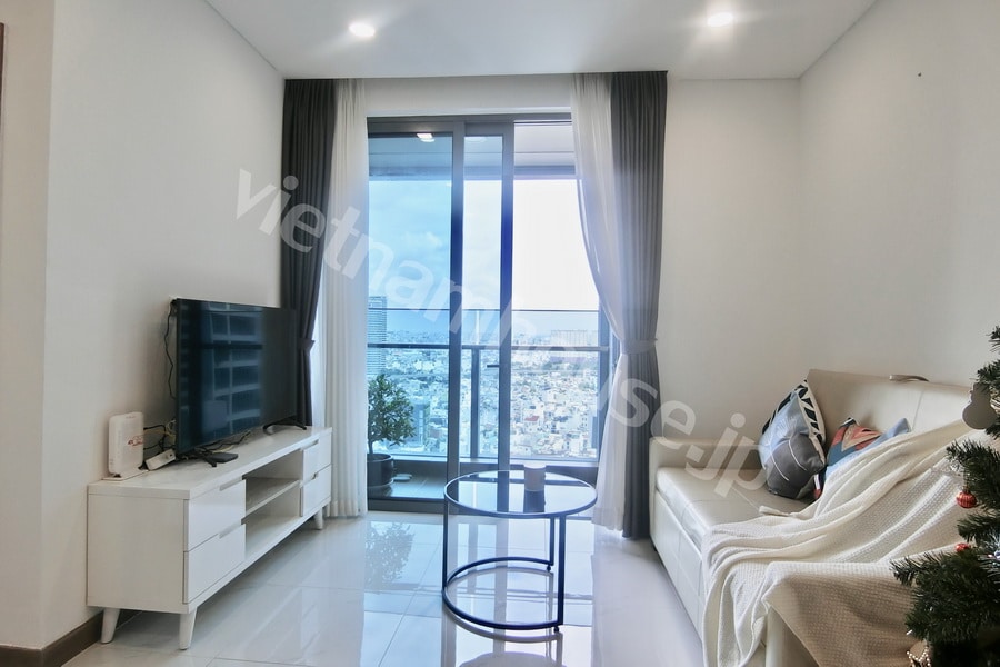 Cần cho thuê căn hộ 1 phòng ngủ Sunwah Pearl – lầu cao, view thoáng