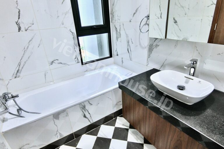 Cho thuê căn D’Edge 3PN, nội thất gỗ tự nhiên, sang trọng