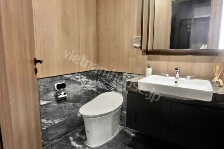 Thuê Căn hộ 2 phòng ngủ Lumiere Riverside – full đồ – tầng trung
