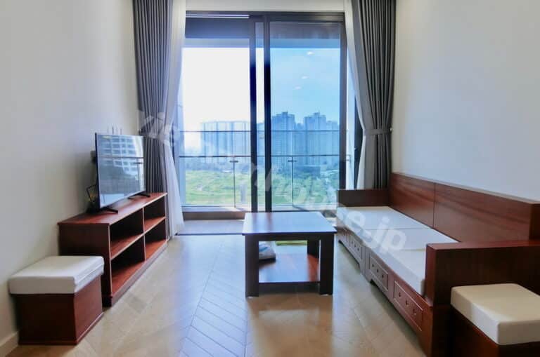Cho thuê Lumiere Riverside 2PN với phong cách nội thất Việt Nam cổ điển