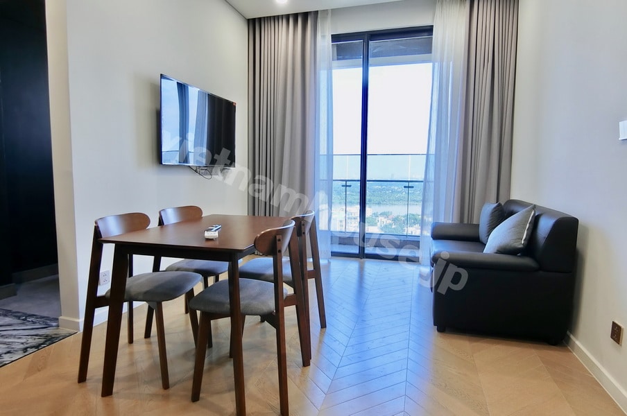Cho thuê căn hộ 2PN Lumiere Riverside tầng trung – giá rẻ