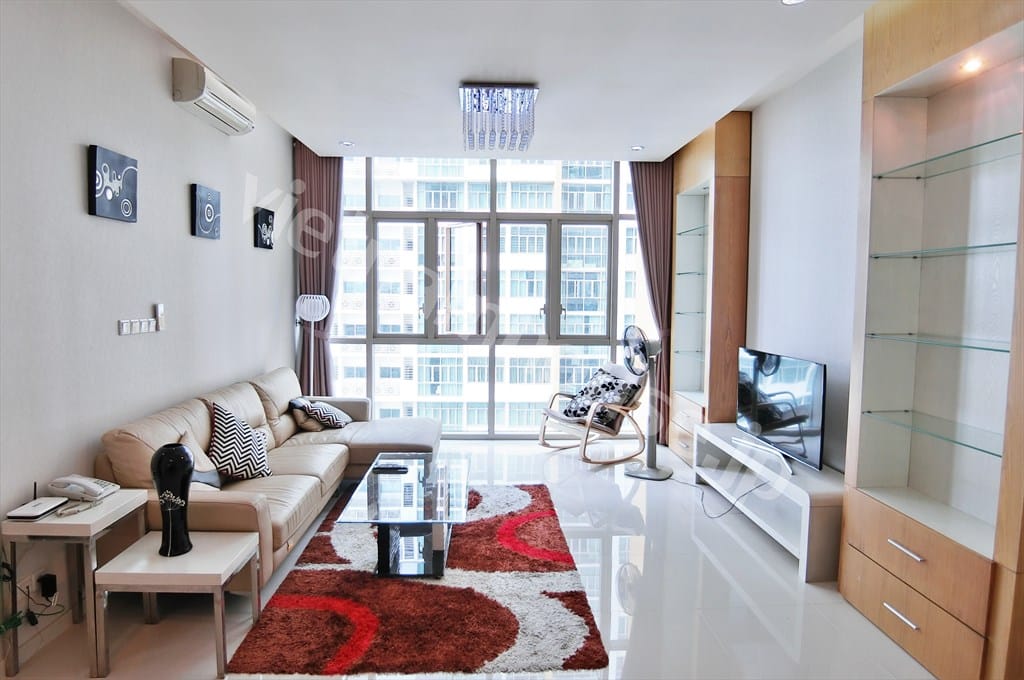 Cho thuê căn hộ 3PN The Vista – View hồ bơi, tầng cao