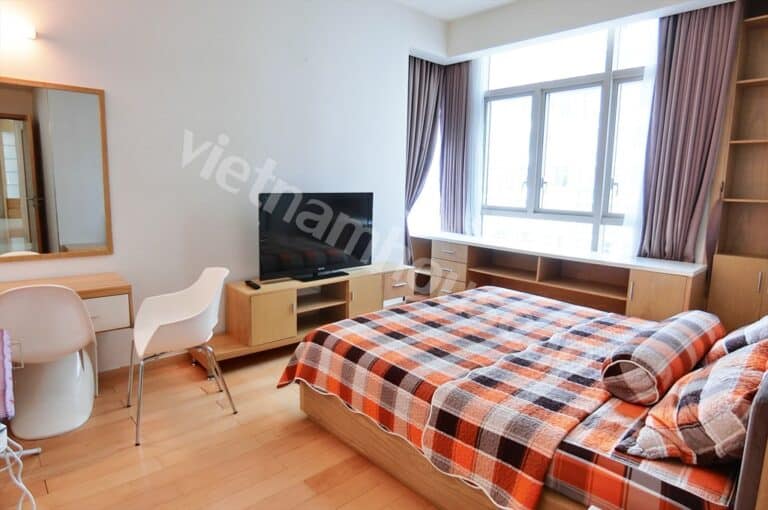 Cho thuê căn hộ 3PN The Vista – View hồ bơi, tầng cao
