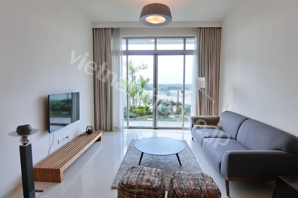 Cho thuê căn hộ 2 phòng ngủ The Vista – Giá tốt, ban công siêu rộng