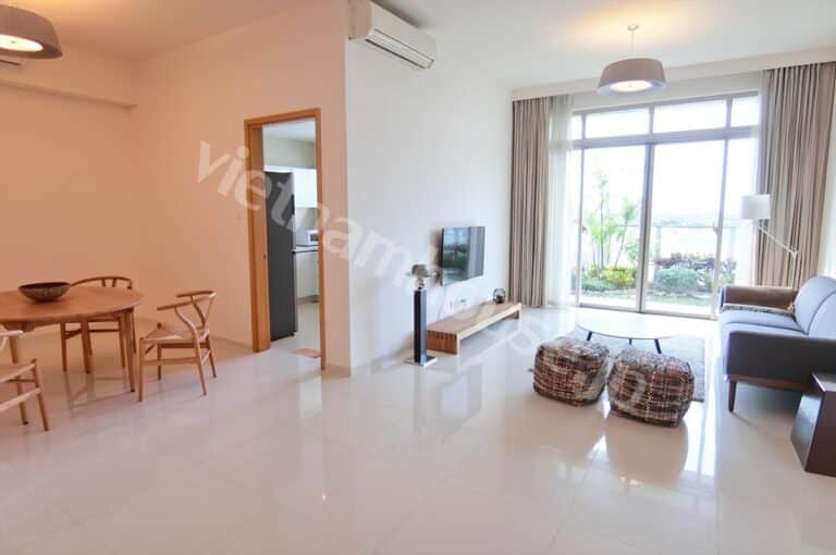 Cho thuê căn hộ 2 phòng ngủ The Vista – Giá tốt, ban công siêu rộng