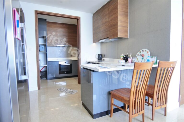 Cho thuê căn hộ 3PN view triệu đô tại Nassim, giá hấp dẫn