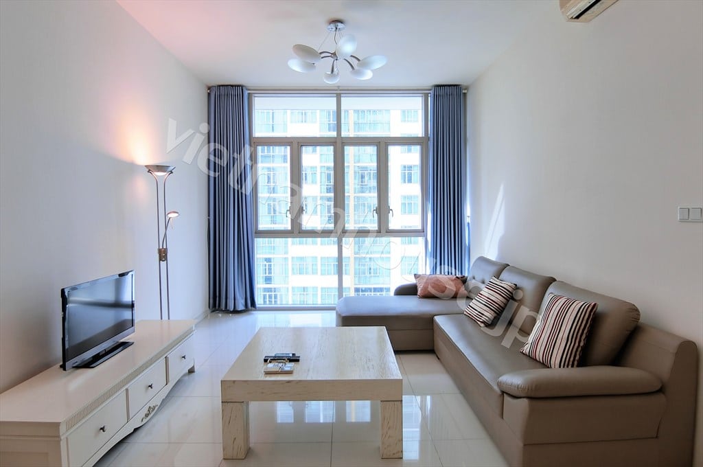 Thuê căn hộ The Vista An Phú 2 phòng ngủ – Tầng Cao, View Hồ Bơi