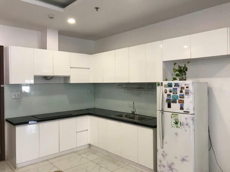 Cho thuê căn hộ 3 phòng ngủ Richmond City – View hồ bơi, nội thất đầy đủ
