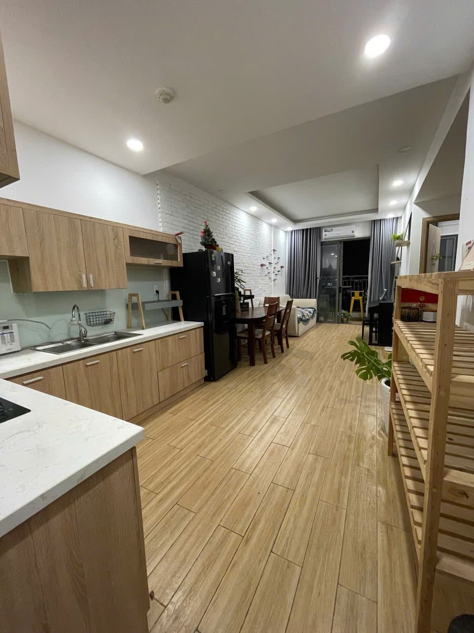 Cho thuê căn hộ 2PN Wilton Nguyễn Văn Thương – View thoáng