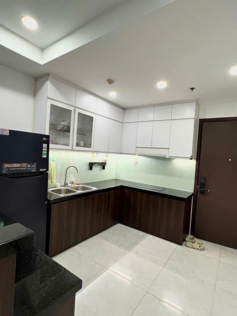Thuê căn hộ Wilton Tower 2PN – View sông thoáng mát, nội thất đẹp
