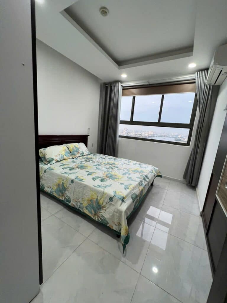 Thuê căn hộ Wilton Tower 2PN – View sông thoáng mát, nội thất đẹp
