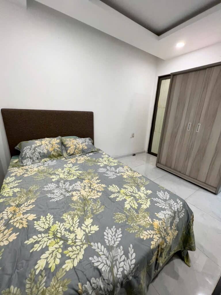 Thuê căn hộ Wilton Tower 2PN – View sông thoáng mát, nội thất đẹp