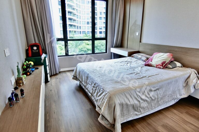 Cho thuê căn hộ 3 phòng ngủ Estella Heights – Tầng thấp, view hồ bơi