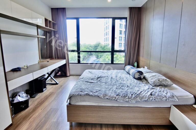 Cho thuê căn hộ 3 phòng ngủ Estella Heights – Tầng thấp, view hồ bơi