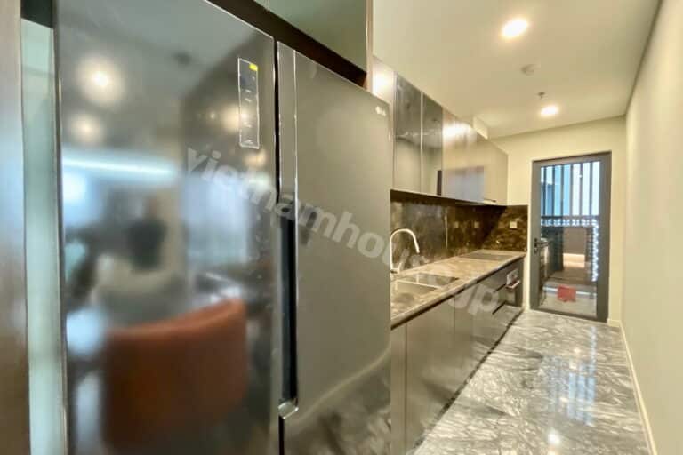Thuê căn hộ 2PN Lumiere Riverside – Không gian tinh tế, tông beige chủ đạo, nội thất đầy đủ
