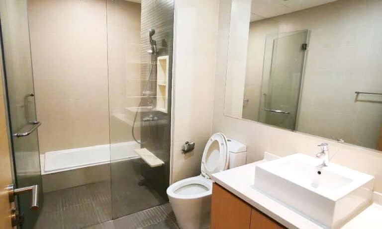 Cho thuê căn hộ The Vista An Phú 2 phòng ngủ đủ nội thất tầng cao thoáng