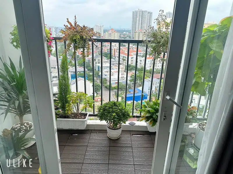 Cho thuê căn hộ Block C Bộ Công An 2 phòng ngủ – Tầng trung, full nội thất
