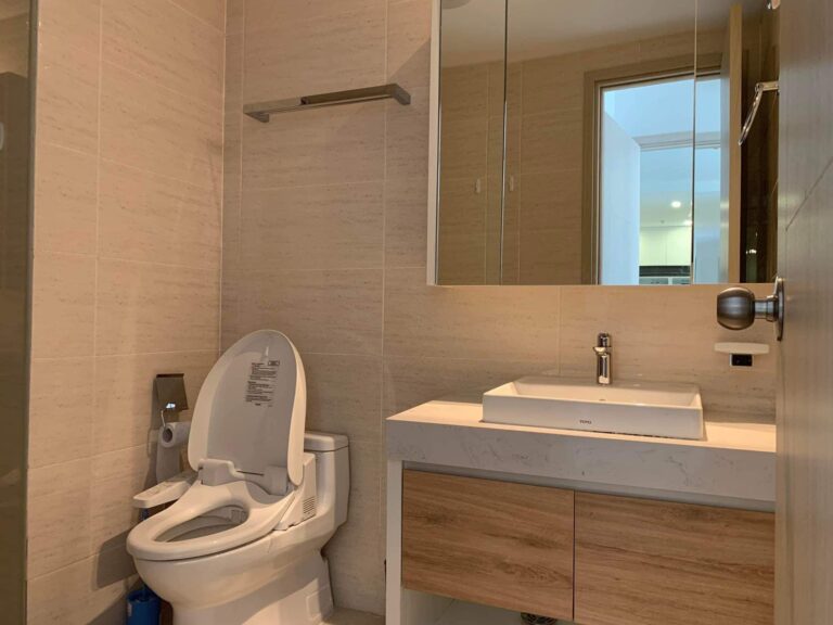 Thuê căn hộ 2 phòng ngủ New City Thủ Thiêm – Nội thất cơ bản, tầng trung