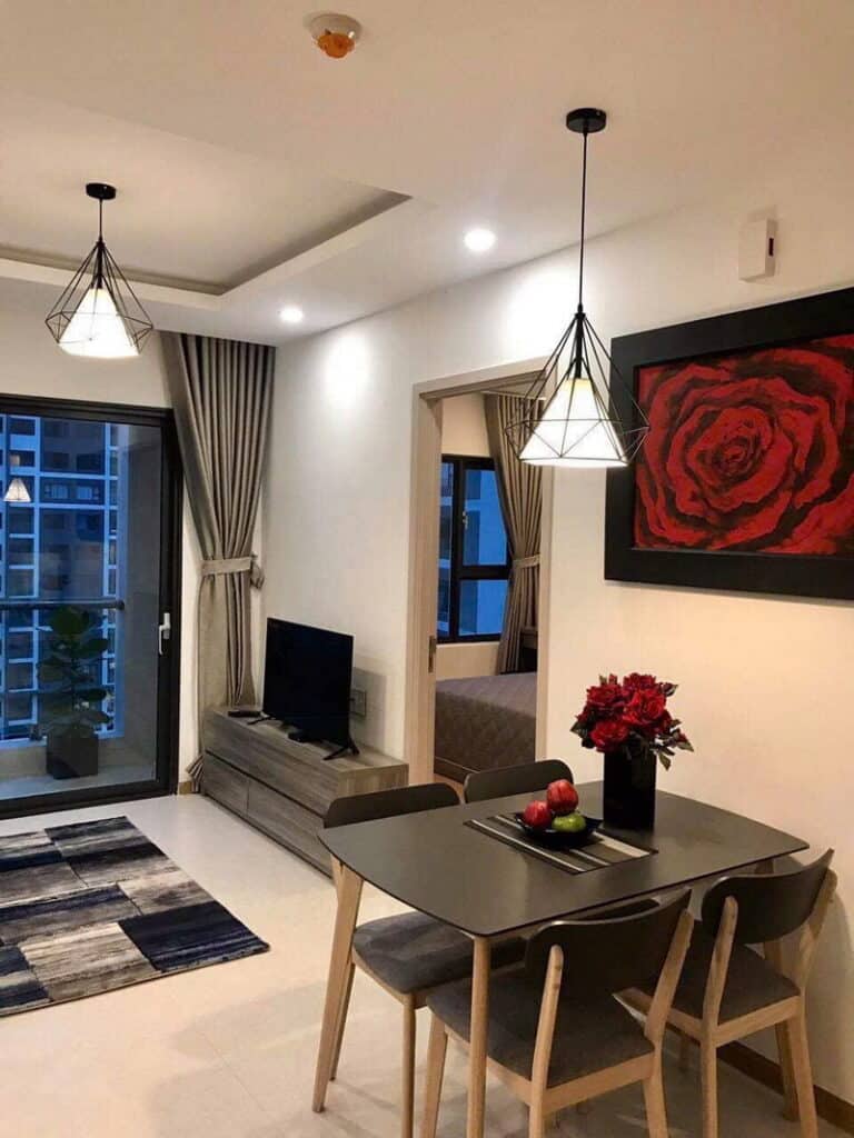 Cho thuê căn hộ 2 phòng ngủ New City tầng trung, giá tốt